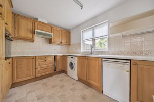 Kitchen- click for photo gallery